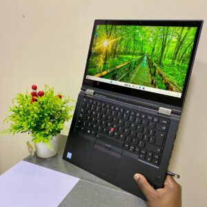 x370 yoga